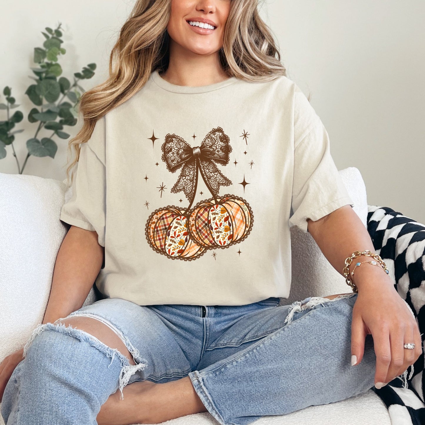 Pumpkin Cherries - Lace, Fall, Checkered - T-shirt Sweatshirt