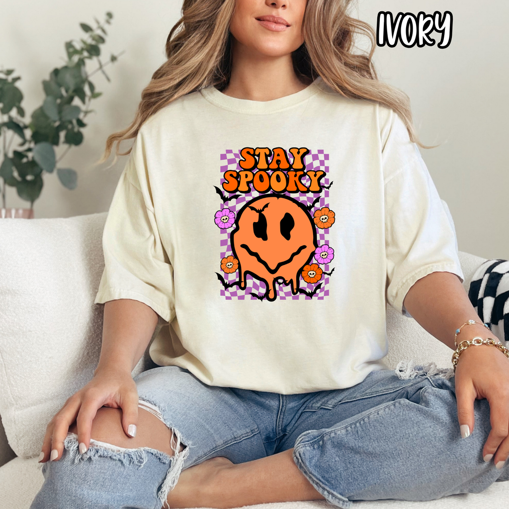 Stay Spooky - Checkered Halloween Fall Fun - T-Shirt Sweatshirt