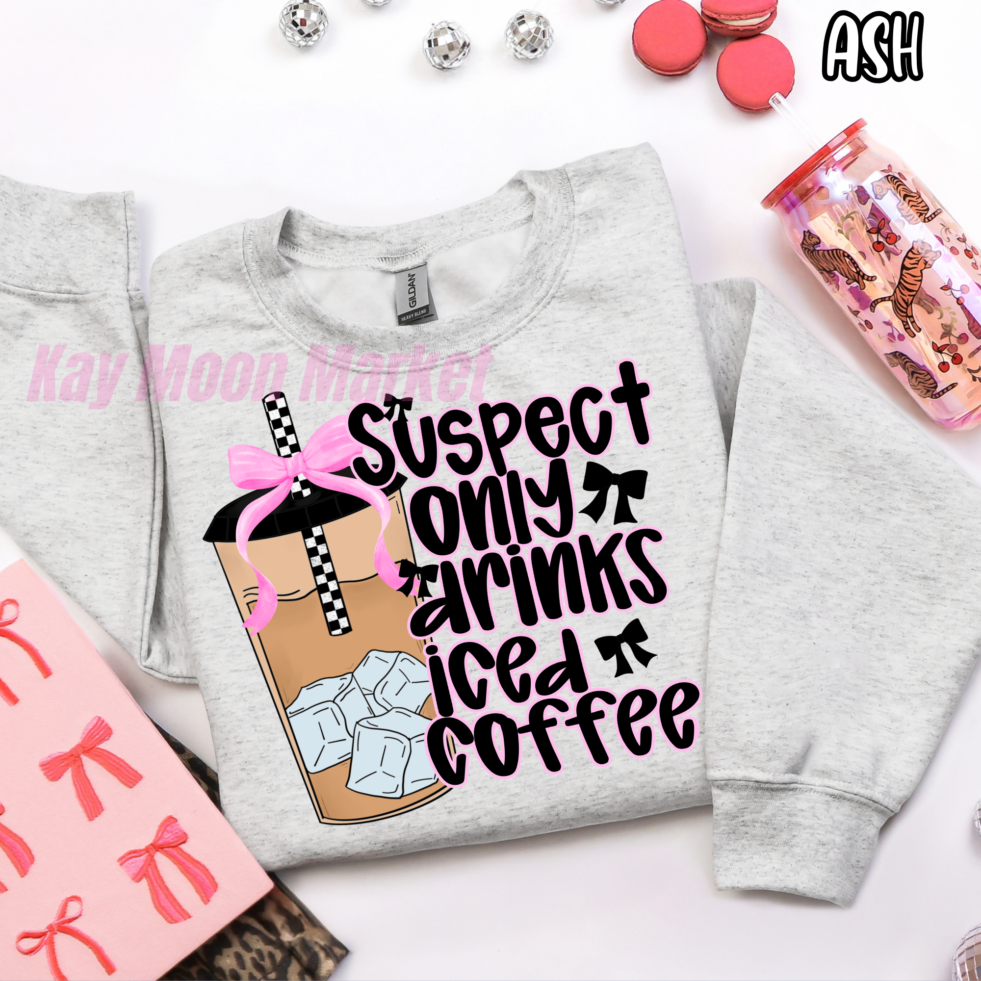 Suspect Only Drinks Iced Coffee - T-shirt Sweatshirt