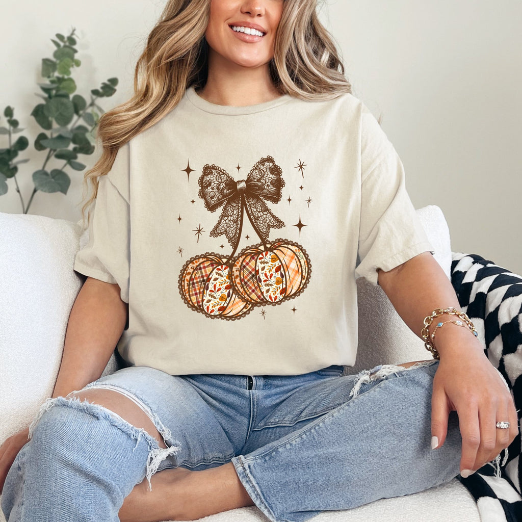 Pumpkin Cherries - Lace, Fall, Checkered - T-shirt Sweatshirt
