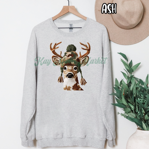 Camo Hat Deer- Faux Yarn Cute Unisex- T-shirt Sweatshirt