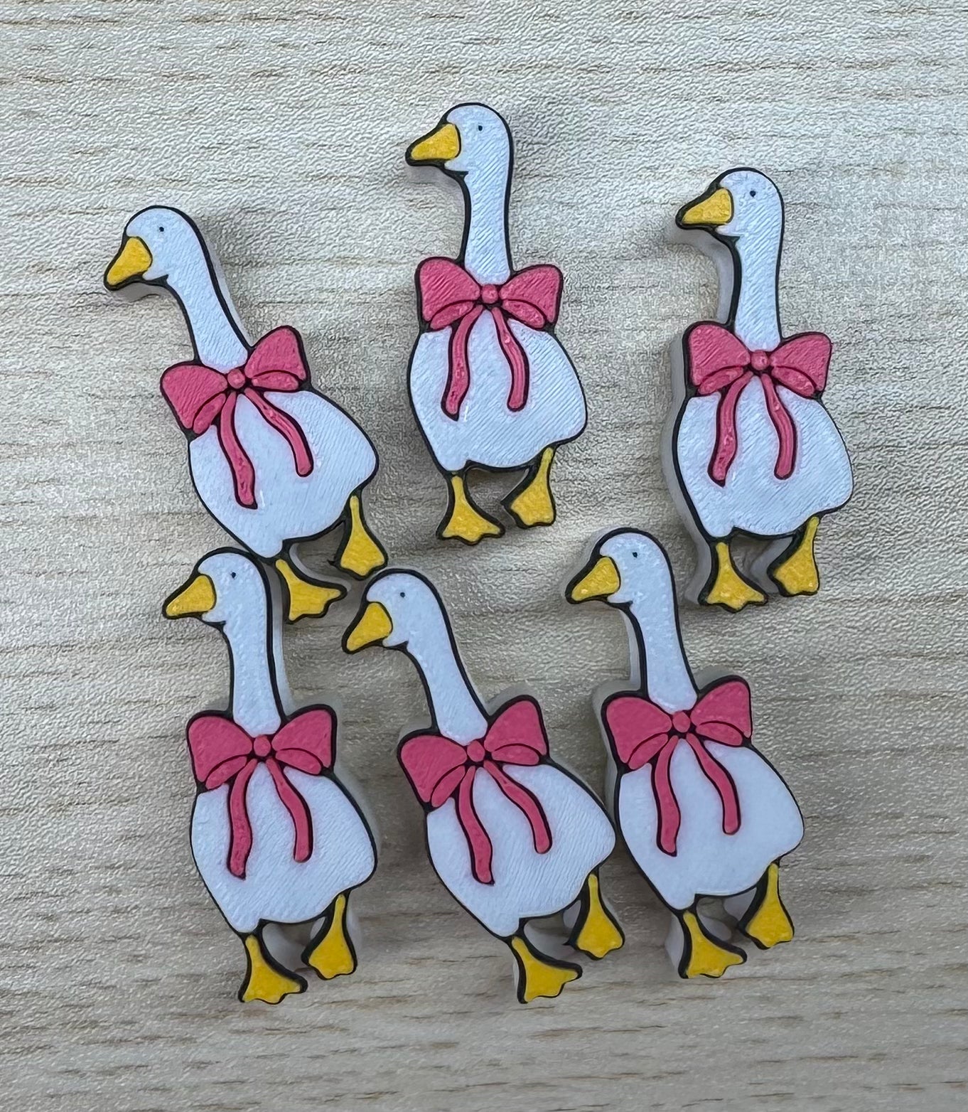 Goose Pink Bow Straw Topper