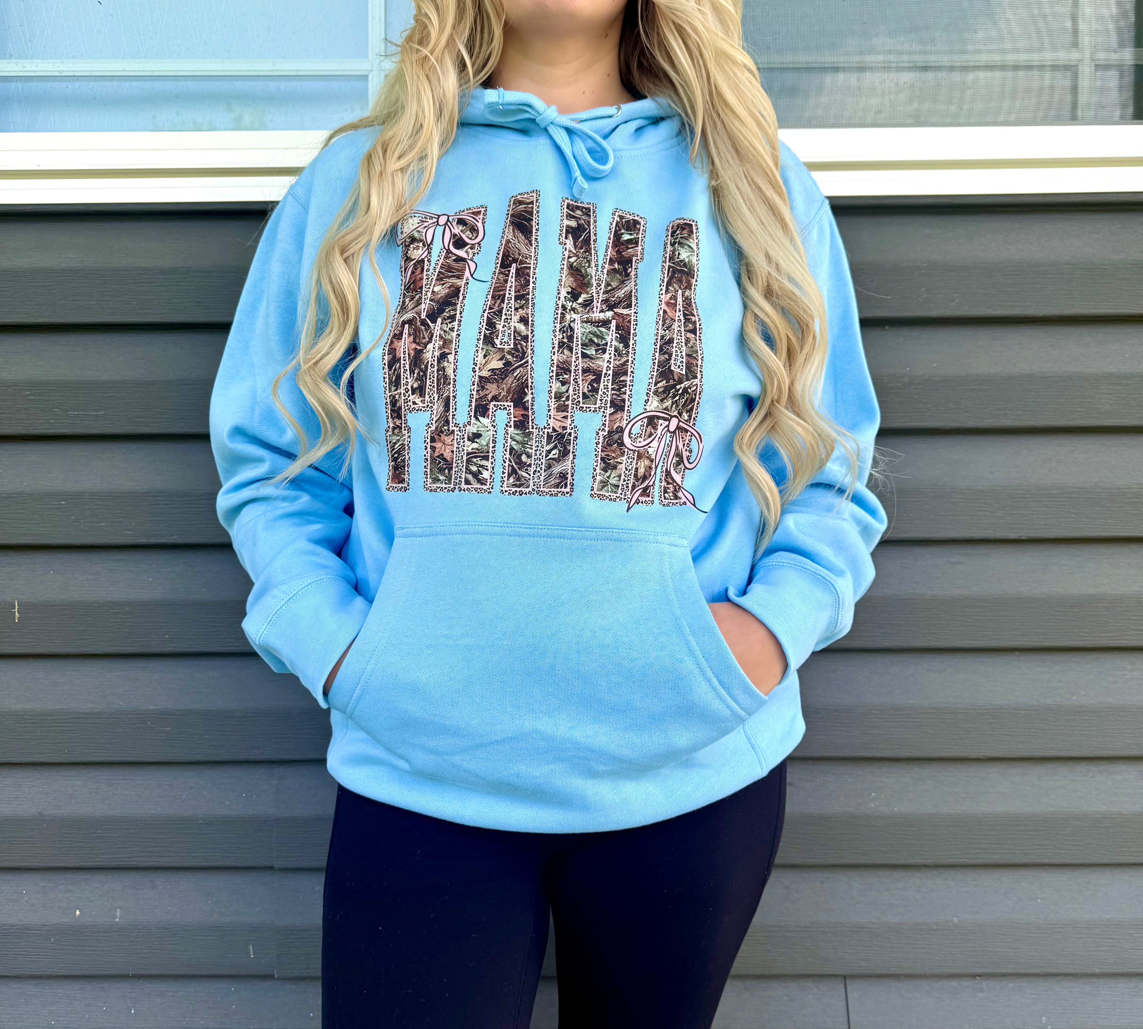 Mama Camo Bow - Trending Camouflage Cute Mom - T-shirt Sweatshirt